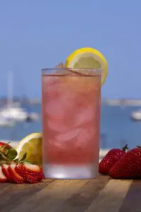 Pink Cocktail with Maker’s Mark bourbon blended with strawberry purée and fresh lemon, then topped with a splash of Fever Tree ginger beer to create a craveable summertime cocktail.